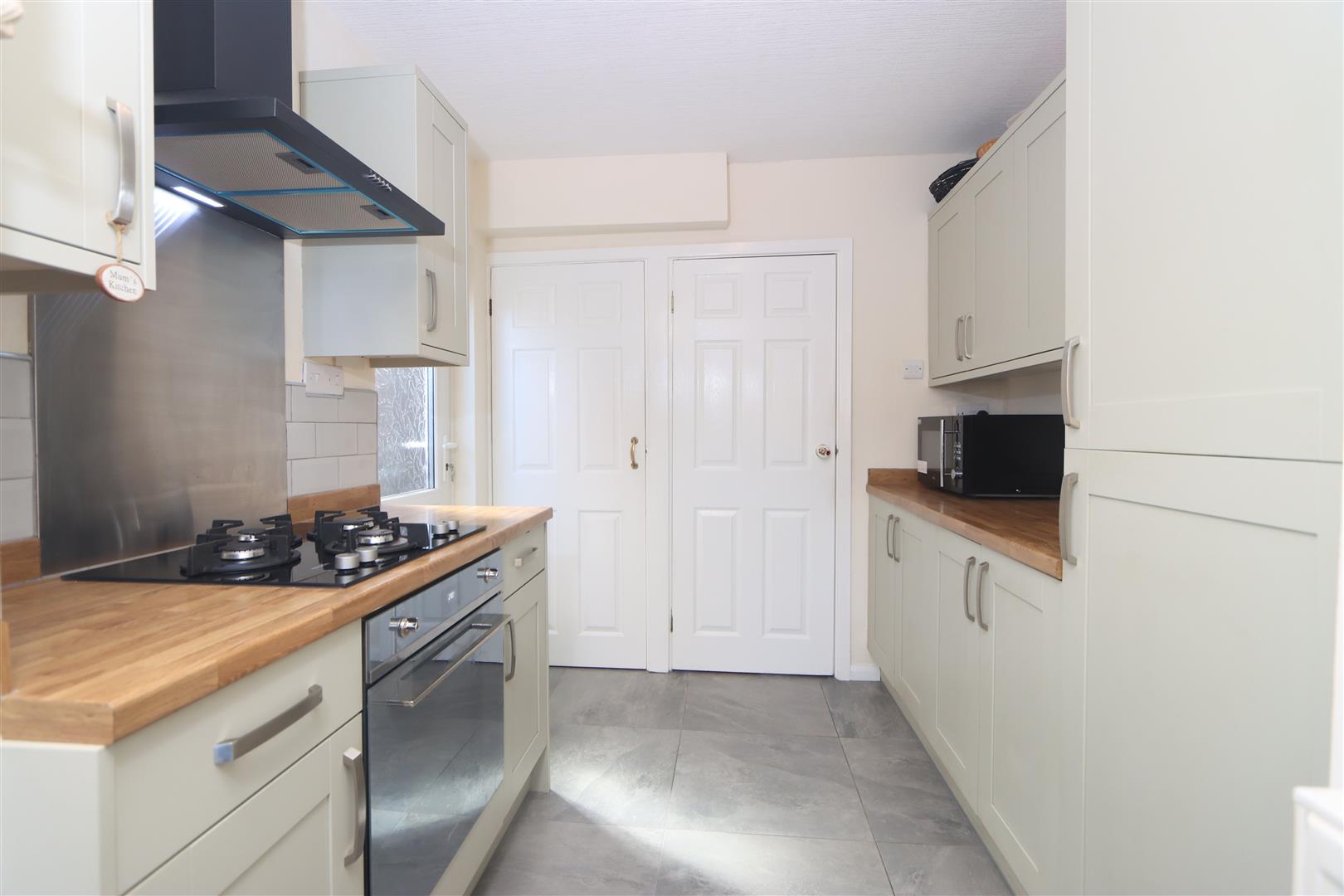 4 bed property in Rosemary Road, Kidderminster